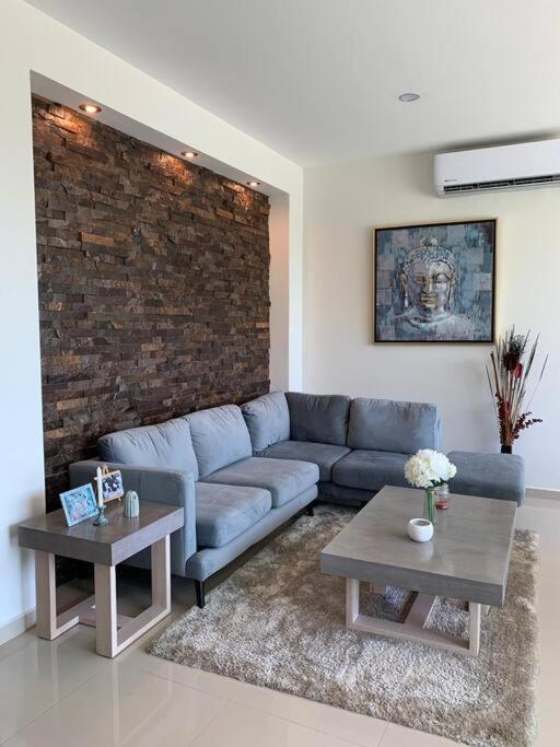 Hermoso Y Amplio En Sabalo. Apartamento