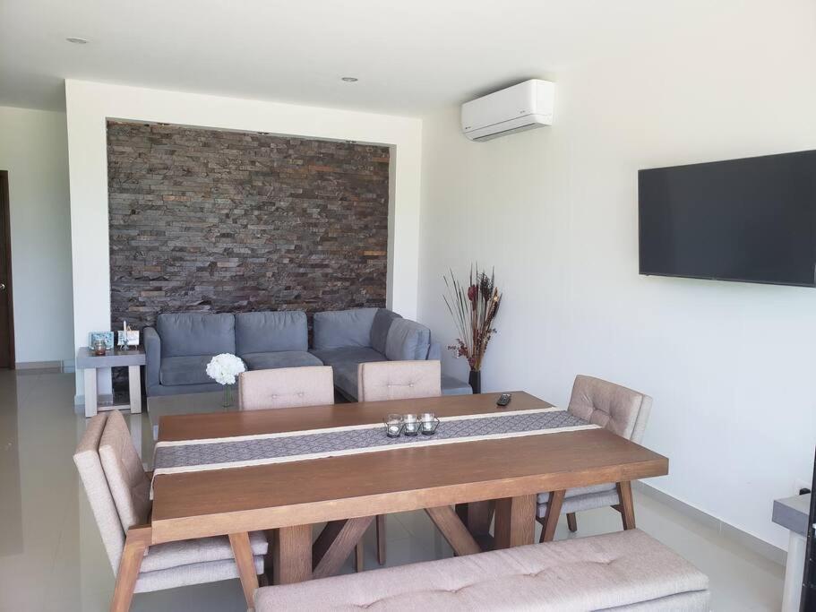Apartamento Hermoso Y Amplio En Sabalo.